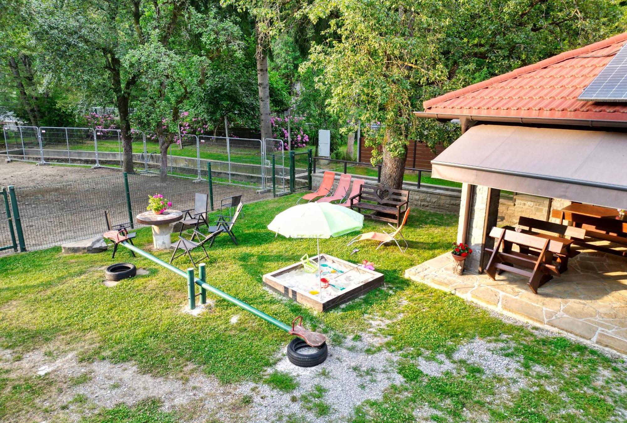 Domacija Bubec Villa Ilirska Bistrica Ngoại thất bức ảnh