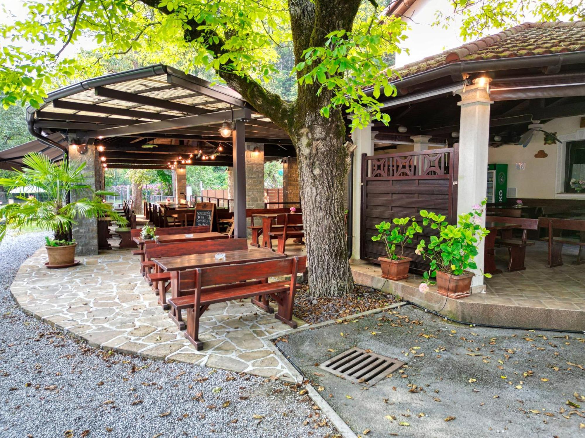 Domacija Bubec Villa Ilirska Bistrica Ngoại thất bức ảnh