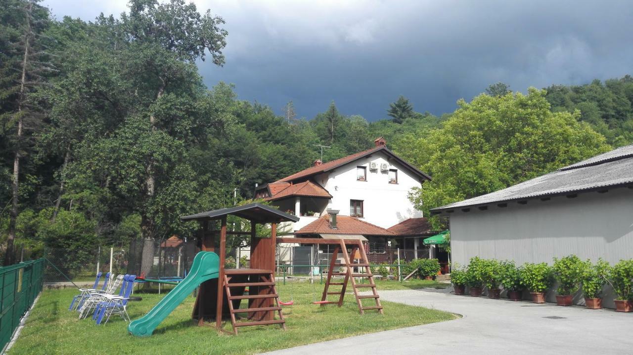 Domacija Bubec Villa Ilirska Bistrica Ngoại thất bức ảnh